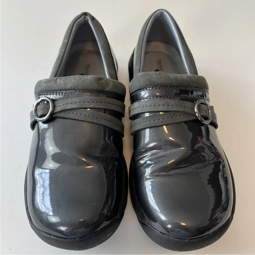 Nurse Mates Womens Nursing Shoes Dark Gray Patent Style Slip On Clog Size 7M